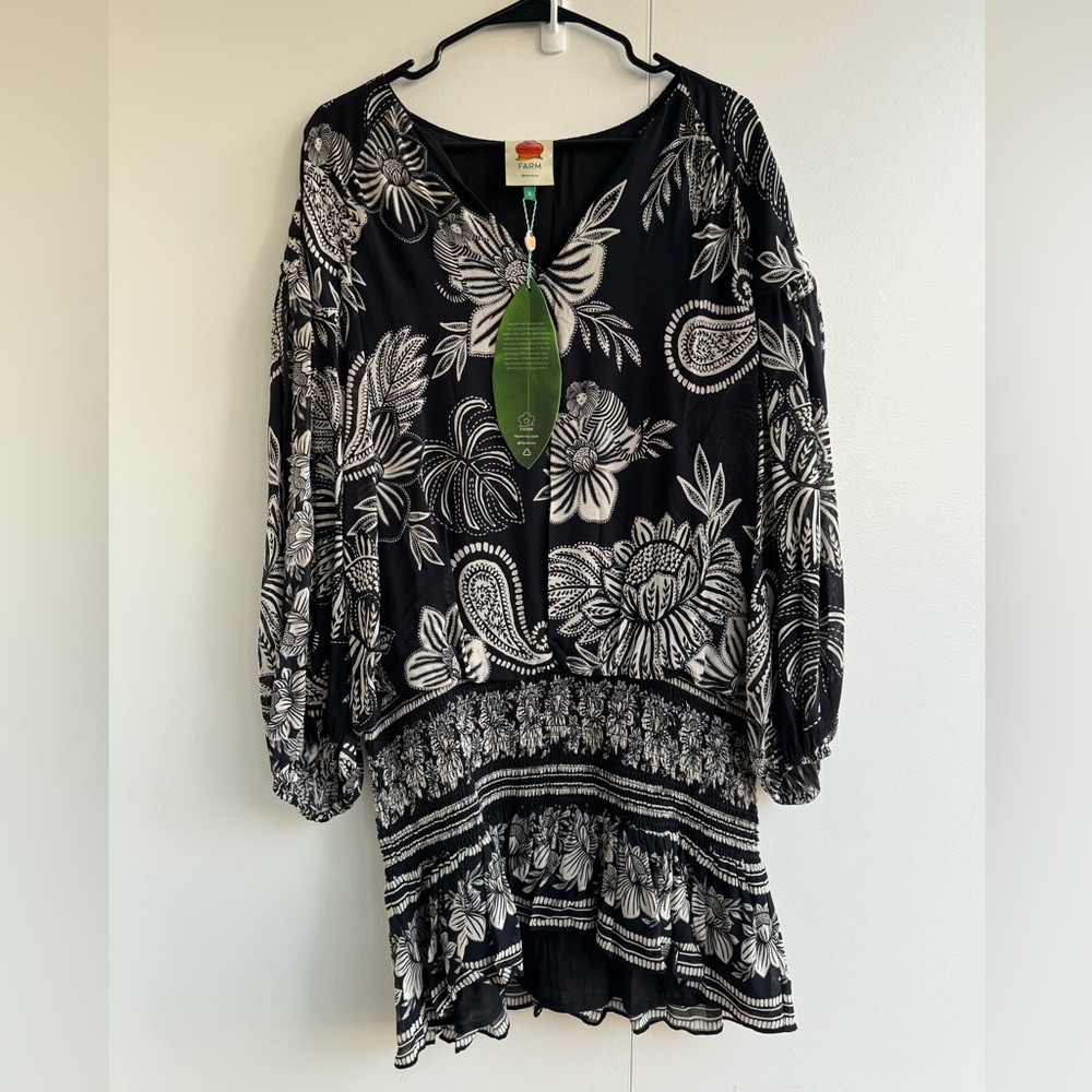 NWT✨FARM Rio Black Paisley Bloom Dress Size Small